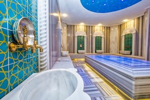 Couples treatment room(s), Turkish bath/hammam, body treatments