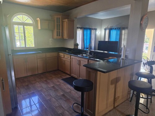 Cozy getaway home close to Negril seven mile beach