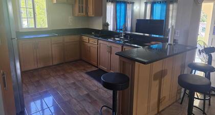 Cozy getaway home close to Negril seven mile beach