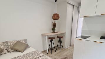 1 Schlafzimmer, WLAN, Bettwäsche
