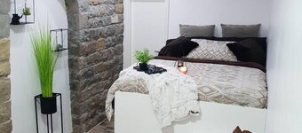 Studio Koper - Charming Studio in the Heart of Old Town