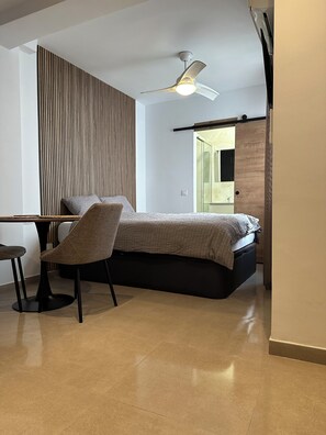1 bedroom, iron/ironing board, WiFi, bed sheets - Sunsands studio 2B Playa 76 Carihuela (Torremolinos)