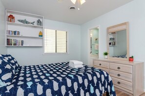 5 chambres, fer et planche à repasser, Wi-Fi, draps fournis