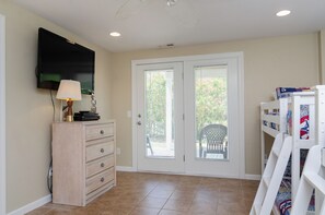 5 bedrooms, iron/ironing board, WiFi, bed sheets - Charming Pet Friendly Home in Kure Beach! (Kure Beach)