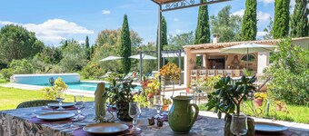 Large air-conditioned villa in Arles