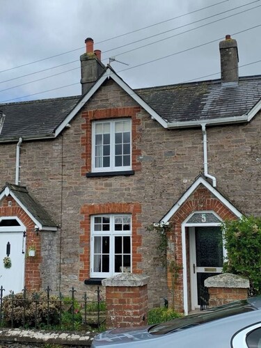 Charming Cottage minutes from Brixham!