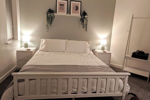 2 Schlafzimmer, Bügeleisen/Bügelbrett, WLAN, Bettwäsche