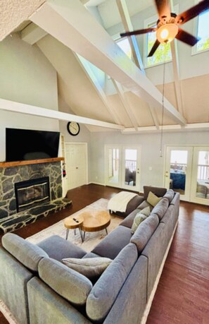 TV connectée, écrans d'ordinateur