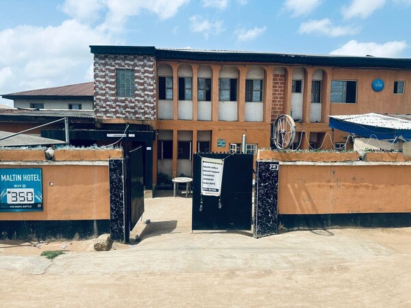 Martini Hotel And Suites - Lagos