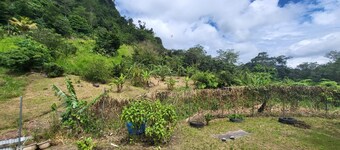 Fully furnished 3BR home in Sylvania with Wi-Fi, AC, kitchen & serene views.