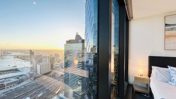 2 bedrooms, desk, iron/ironing board, travel crib