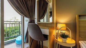 Condo, 1 Bedroom, City View | Balcony