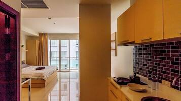 Condo, 1 phòng ngủ, hồ bơi riêng, quang cảnh thành phố | 1 phòng ngủ