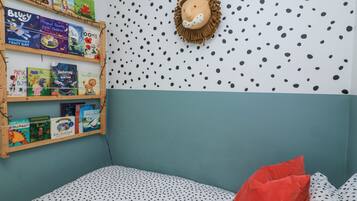 Cottage | 3 bedrooms, individually decorated, individually furnished, free WiFi