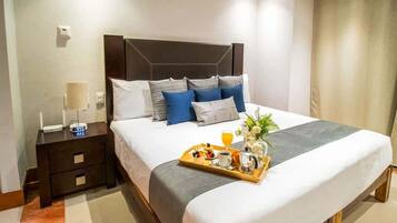 1 bedroom, iron/ironing board, travel crib, WiFi