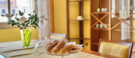 Desayuno buffet incluido todos los días