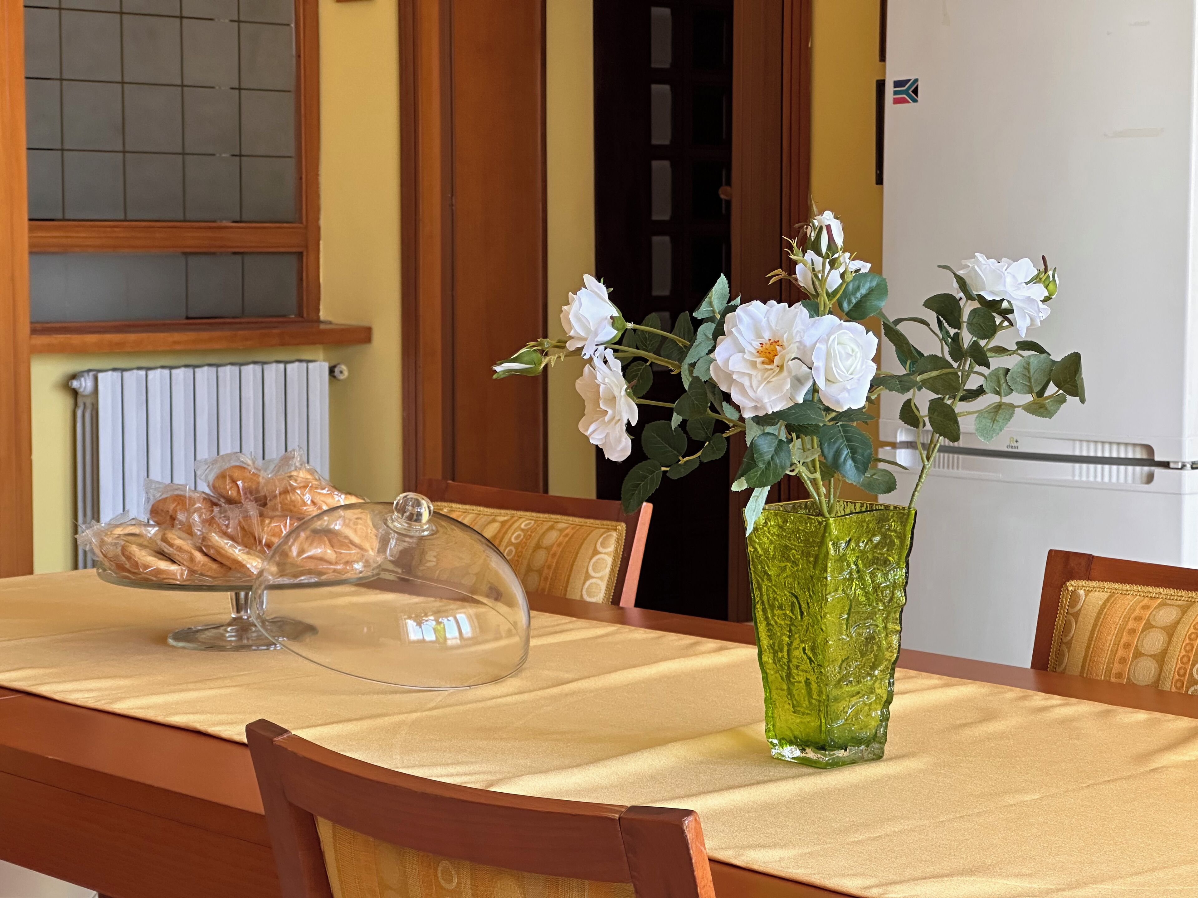 Frigorifero nell'area comune, forno a microonde nell'area comune