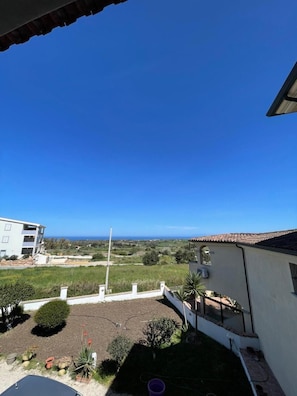 Apartment, 3 Bedrooms, Balcony, Garden View | Exterior