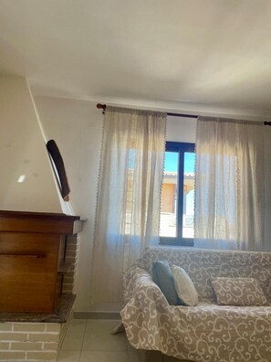 Living room - Ylenia's House - La Muddizza (Valledoria)