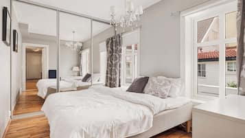 2 bedrooms, desk, iron/ironing board, WiFi