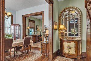 Maison, 3 chambres | Intérieur