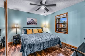 House, 3 Bedrooms | 3 bedrooms, free WiFi - Count Your Blessings 3 Bedroom Home (Pigeon Forge)