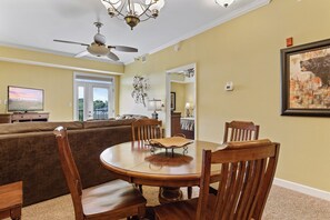 Deluxe Condo, 2 Bedrooms, Non Smoking, River View | In-room dining - Pigeon River View Condos (Sevierville)