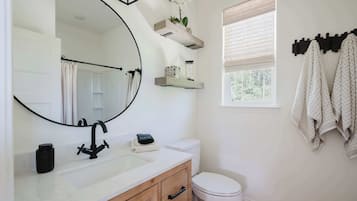 Een douche, een haardroger