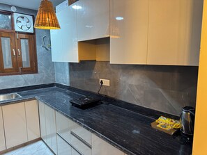 Superior Apartment, Pets Allowed, Garden View | Private kitchen | Shared fridge - Indat  (New Delhi)