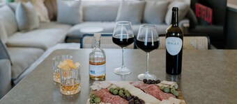 steps to downtown, 4 bedrooms, close to SCSU