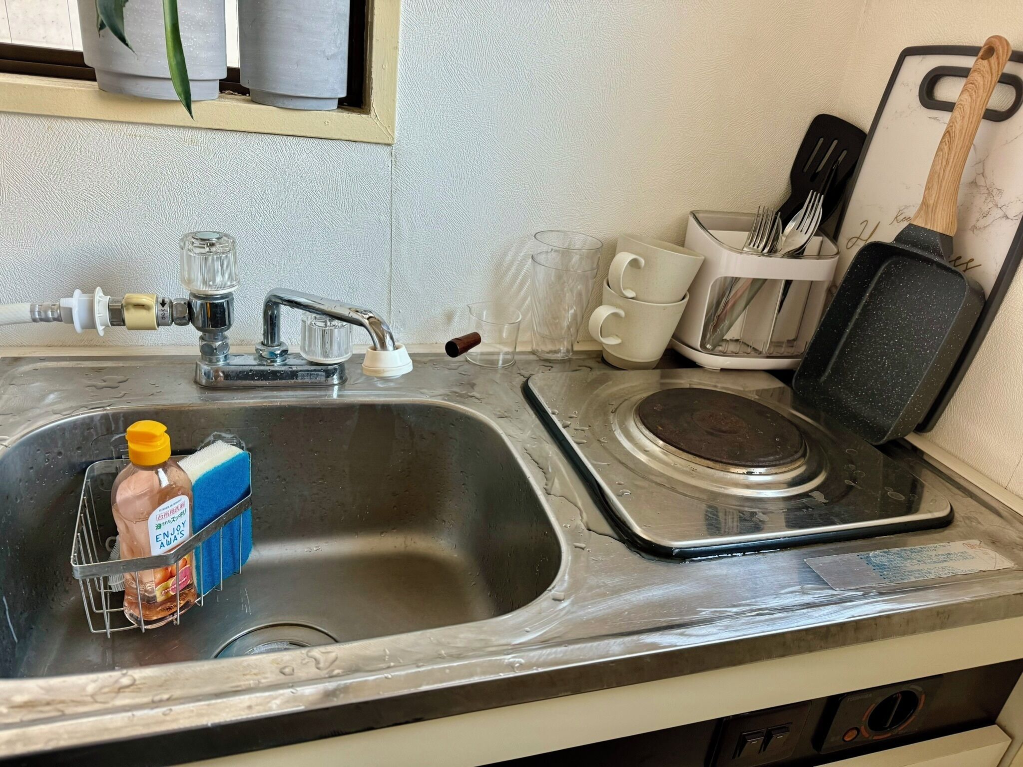 Fridge, microwave, oven, electric kettle