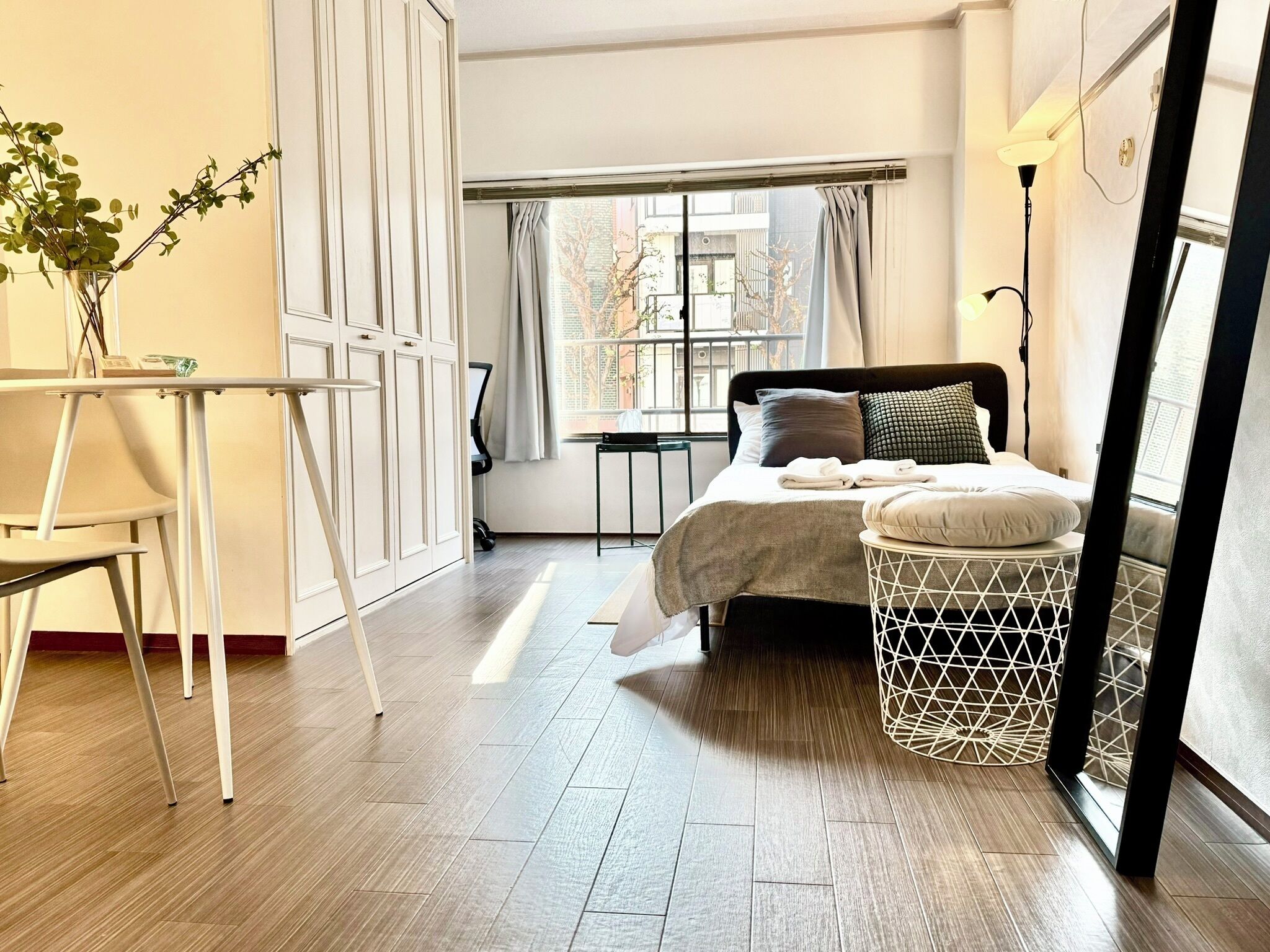 1 bedroom, desk, iron/ironing board, WiFi