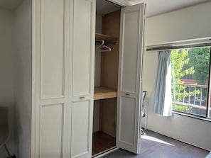 Interior - Remote Work Room Near Shinjuku/Shibuya (新宿区)