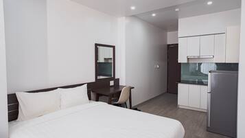 Kamar Double Deluks | Meja kerja, ruang kerja ramah laptop, Wi-Fi gratis, dan seprai linen