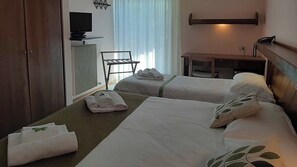 Triple Room | Free WiFi - Hotel Comelico (Padola)