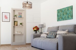 Smart-TV, Bücher, Computerbildschirme