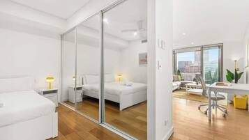 2 bedrooms, iron/ironing board, WiFi, bed sheets