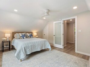 4 habitaciones, tabla de planchar con plancha y wifi gratis 