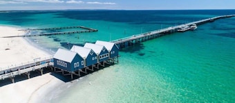 Hamelin Bay Room - 4 @ Observatory Guesthouse
