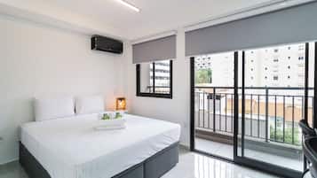 Estúdio | Cortinas blackout, ferros/tábuas de passar roupa, Wi-Fi de cortesia