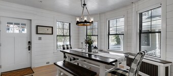 Spacious In-Town Saratoga 5 Bedroom Modern Farmhouse
