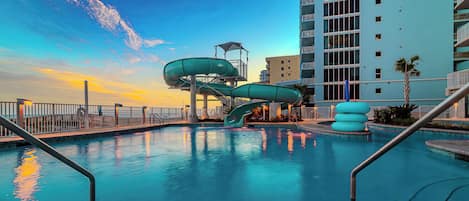 Una piscina techada