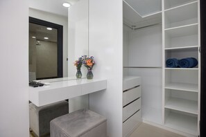 Comfort-huoneisto, 1 makuuhuone, parveke | 1 makuuhuone