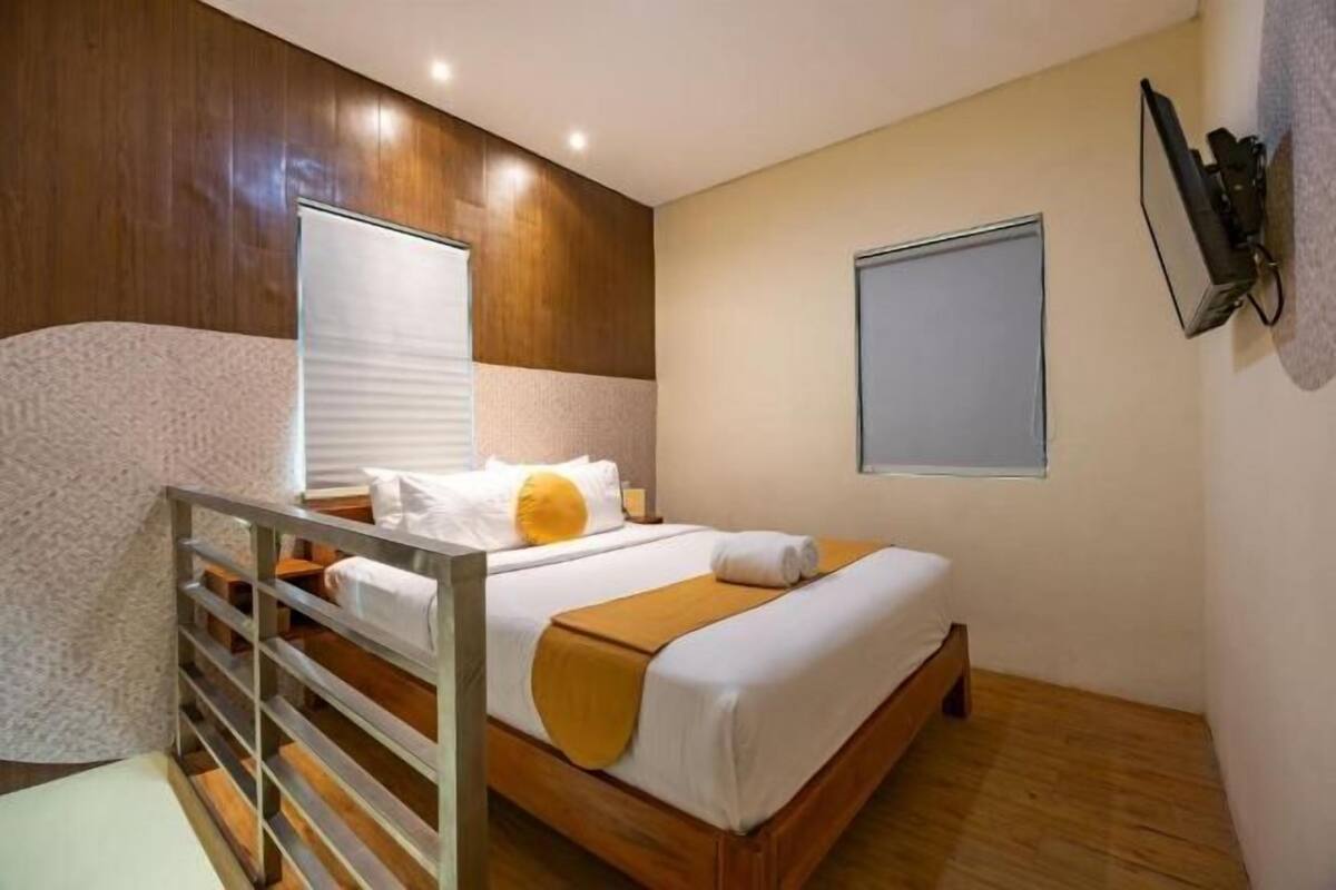 1 bedroom, desk, laptop workspace, free WiFi