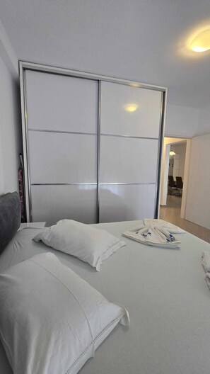 Apartment, Balcony | 2 bedrooms - Tirent Apartment-Vlora Retreat (Vlore)