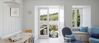 Coastguard Cottage, fabulous views over Portloe