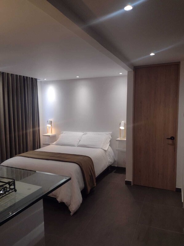 1 bedroom, WiFi, bed sheets