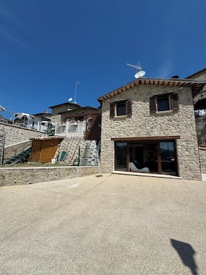 Front of property - b&b dei sogni (Roccafluvione)