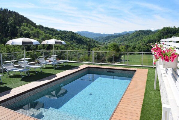 季節限定屋外プール