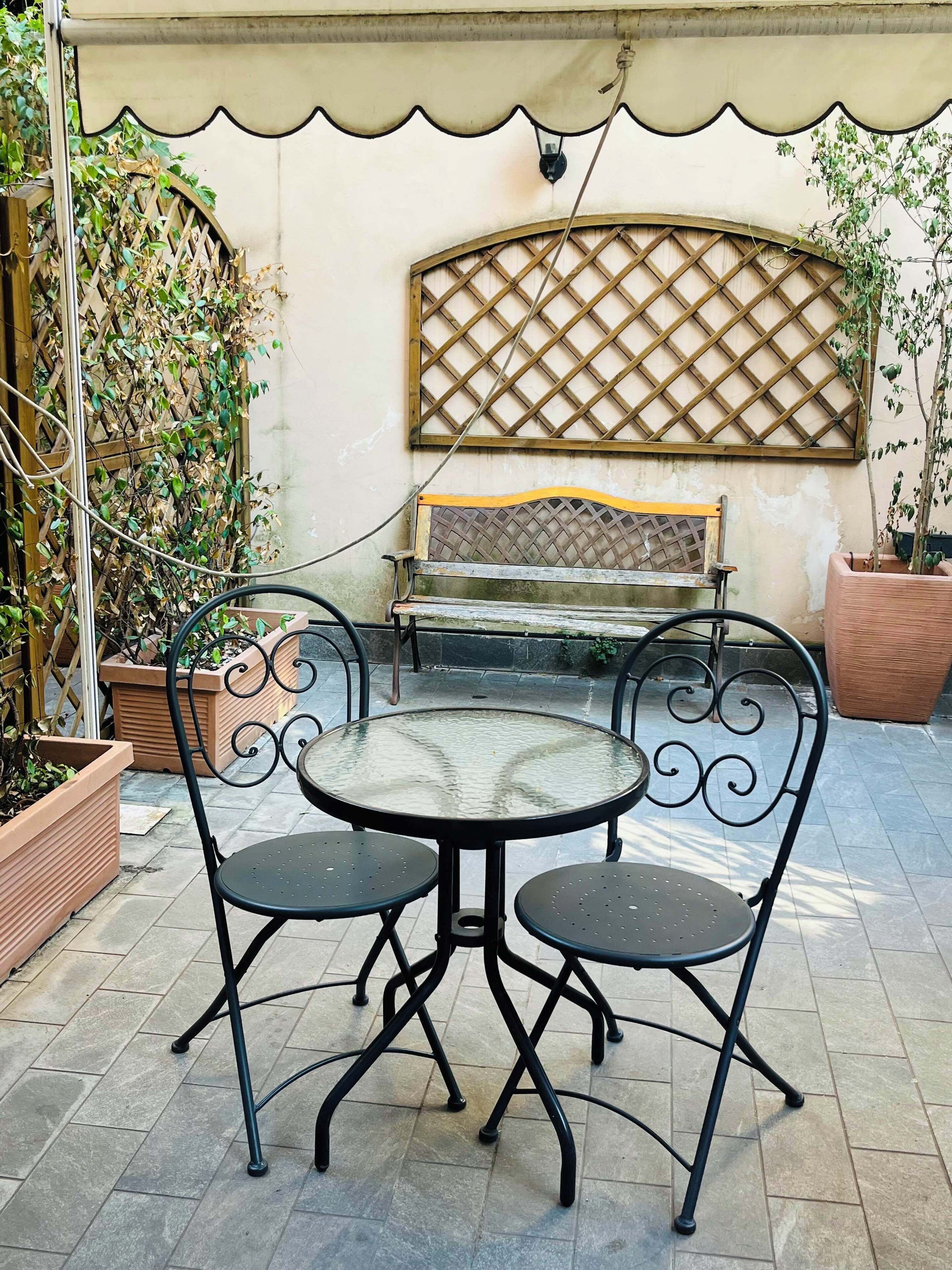 Photo - la piazzetta delle regine